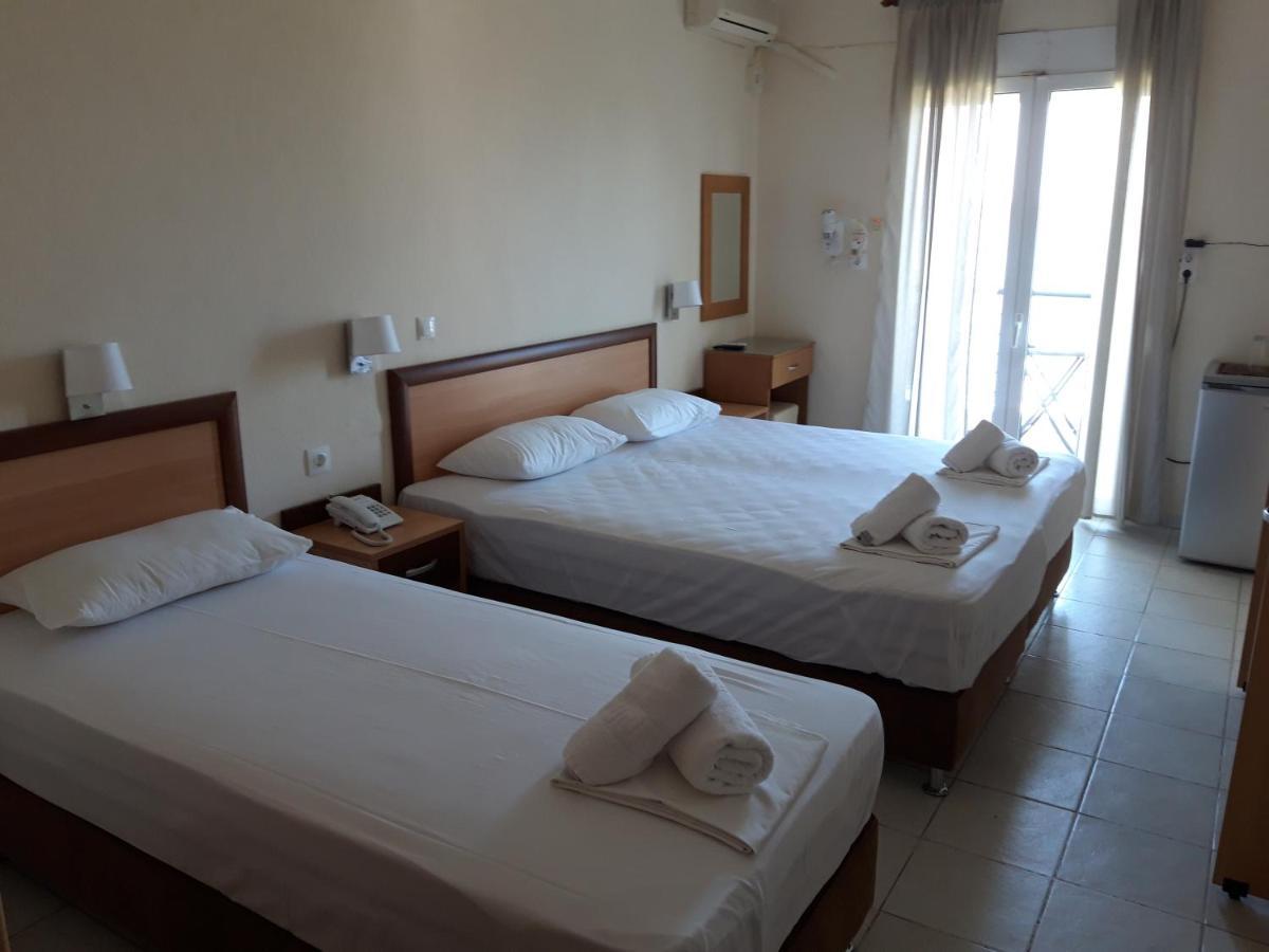 Vourvourou Hotel Ngoại thất bức ảnh